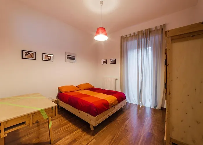 Manzoni House